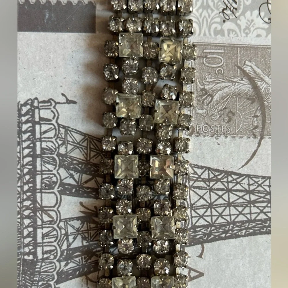 Lovely Old Vintage Rhinestone Bracelet